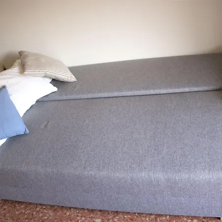 Apartment Vacansis Florazar 2, 4 *